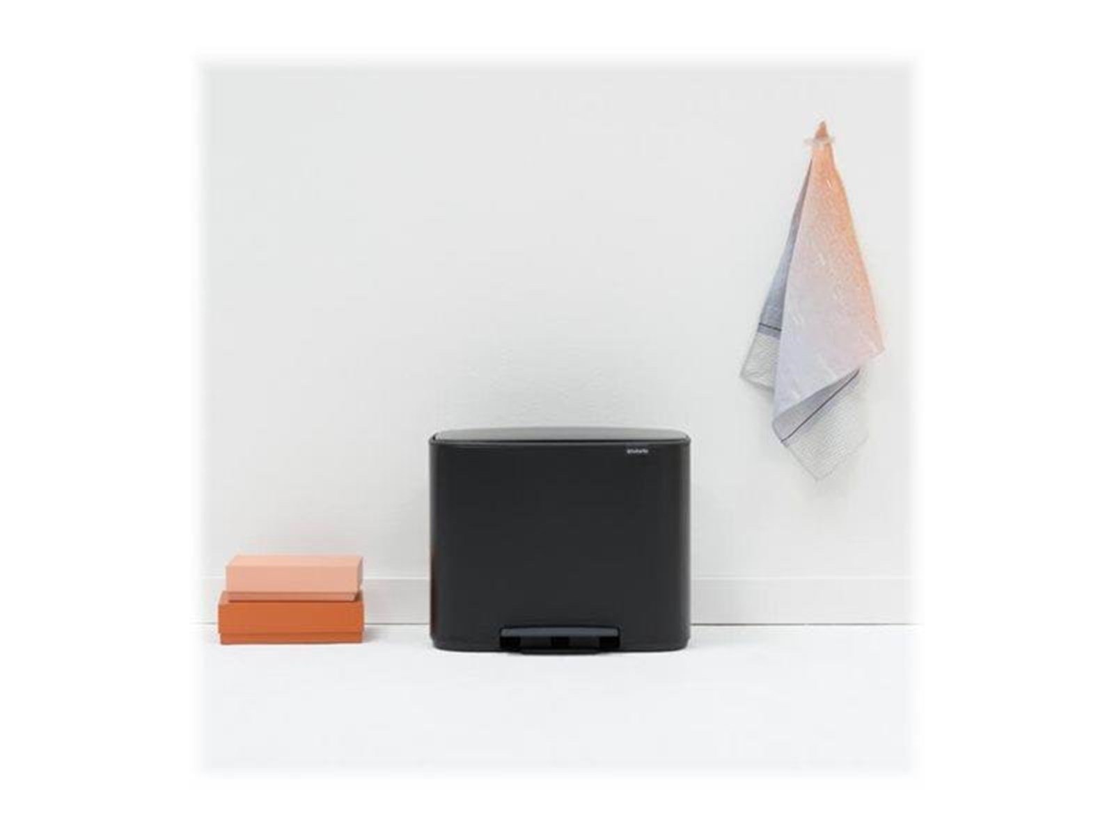 brabantia Bo Brabantia 11L + 23L Bo Pedal Bin - Matt Black brabantia Bo Brabantia 11L + 23L Bo Pedal Bin - Matt Black